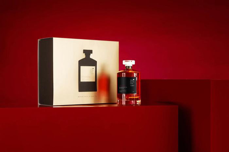 茶叶跨界恭王府的发布会活动现场，国潮范的策划更时尚｜国潮范这么闪 - 第1张