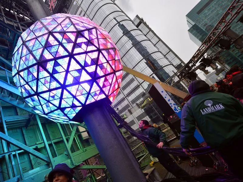 美国时代广场水晶球图片