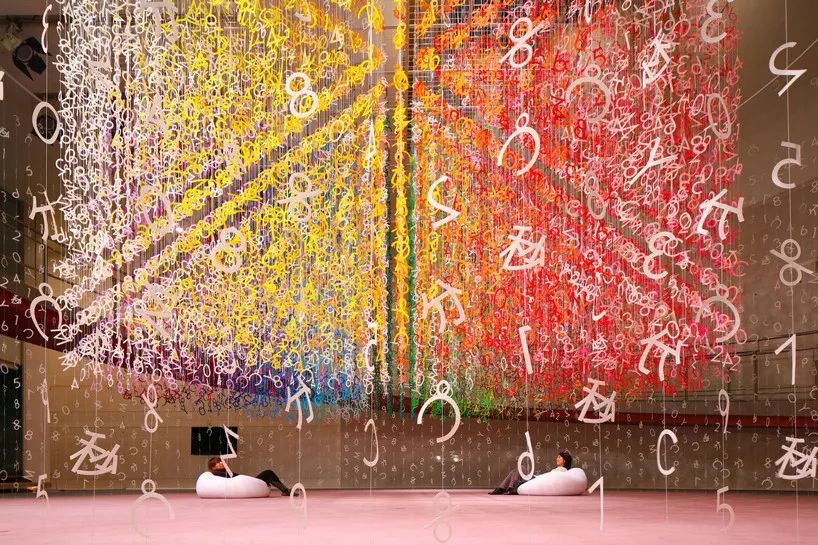 “染”的手法和“千色”的创造，1000种颜色配方的展览活动太美妙了