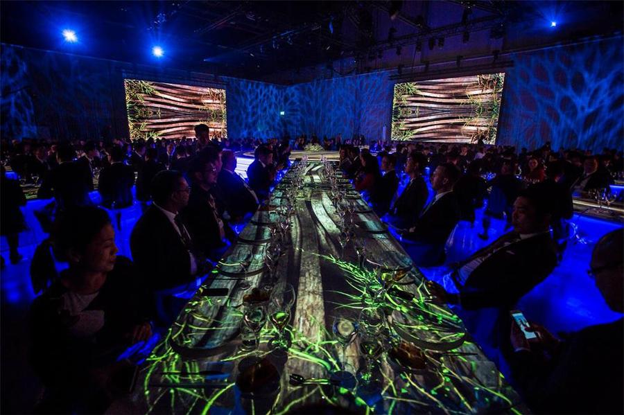 视频映射技术在这次的经销商大会活动策划上大展身手光芒万丈