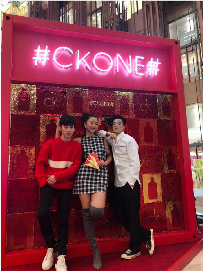 幸运红快闪店展览活动霓虹跃动，工业感双层集装箱酷炫袭来 - 第17张