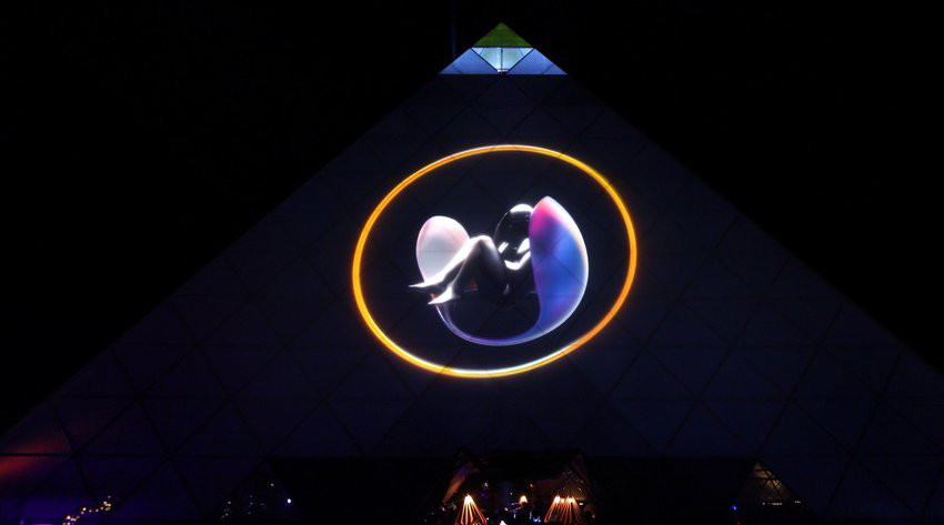 多媒体投影映射庆典活动首次在25米高的金字塔上亮相了 - 第3张