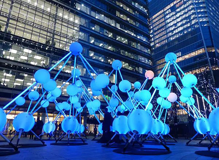 五颜六色的光激活了这场沉浸交互式灯光艺术展览活动装置，真美！ - 第2张