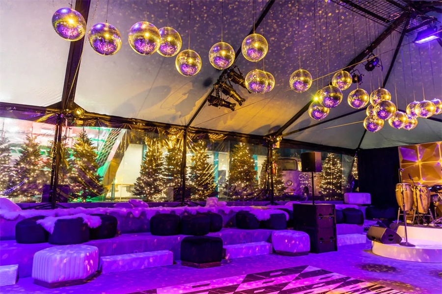 80年代的旱冰迪斯科风格派对活动唤醒了一代人的欢乐回忆