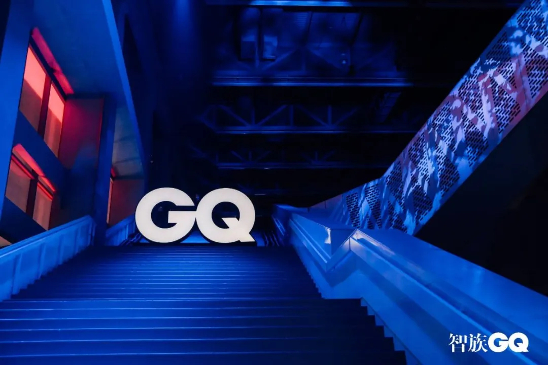 GQ年度人物盛典活动策划把楼梯打造成国内首个红毯LIVE SHOW