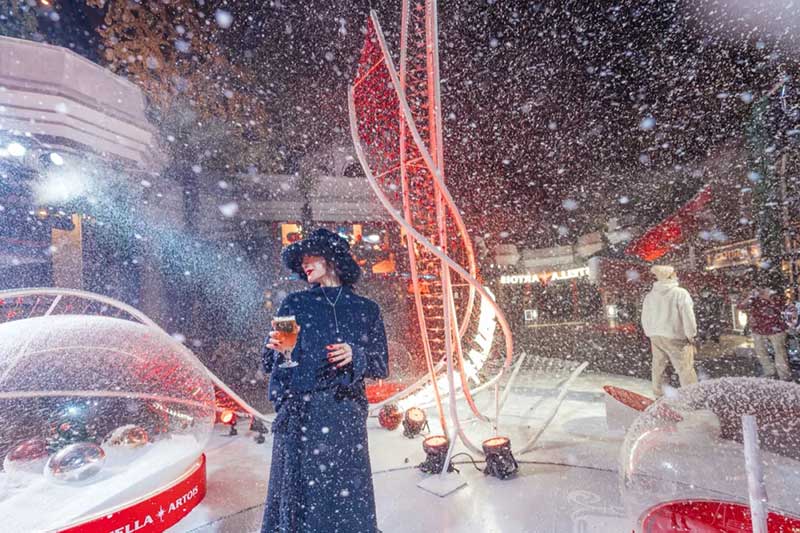 比利时知名啤酒圣诞活动策划了一个雪白的童话小镇，甚是梦幻 - 第8张