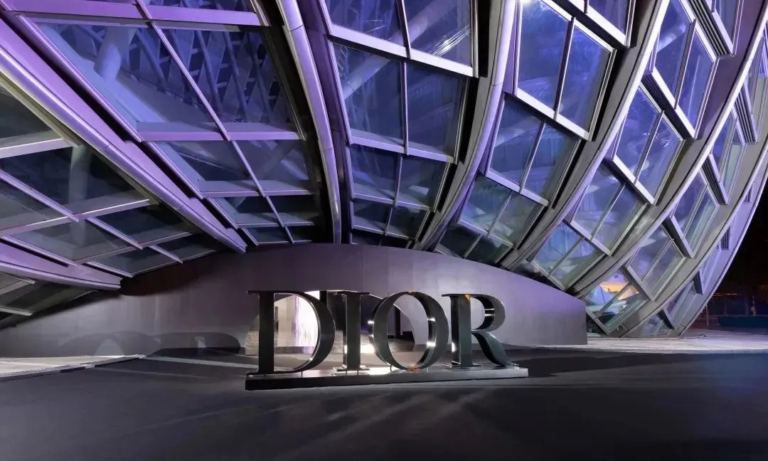 迪奥2021秋季男装发布会活动策划呈现了科技魅力的先锋视角 - 第2张