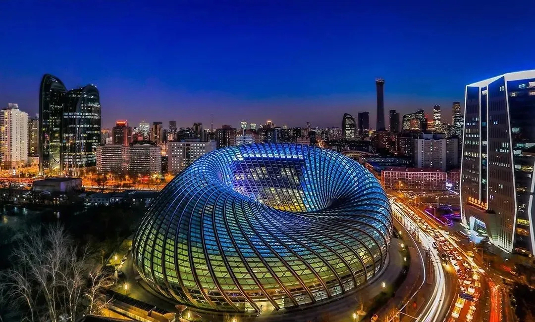 迪奥2021秋季男装发布会活动策划呈现了科技魅力的先锋视角 - 第3张