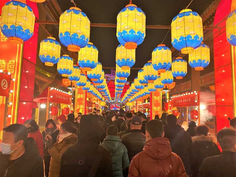 兰州老街年味市集活动策划正式亮灯年味十足