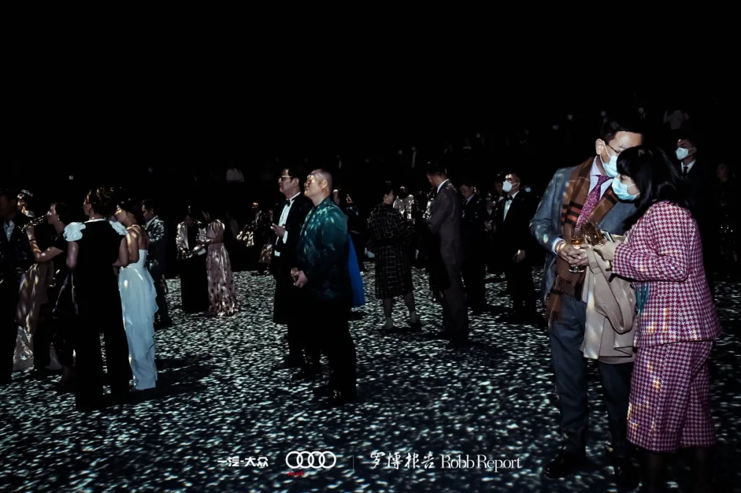 奥迪x「罗博报告」新媒体艺术活动策划破圈艺术边界，与时代共加冕 - 第23张