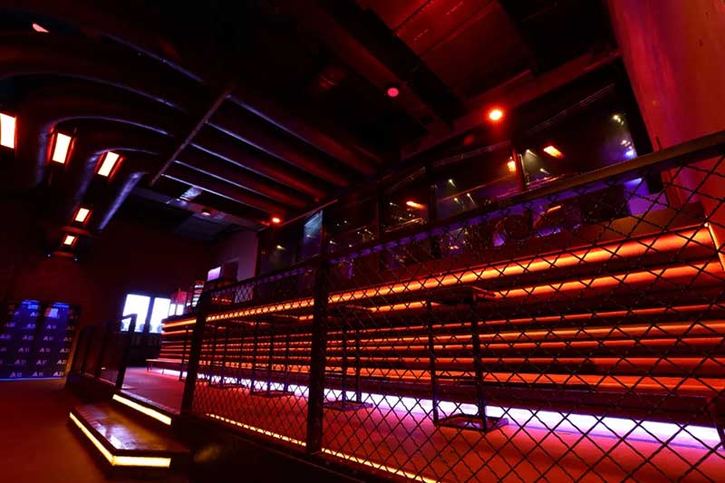 杭州ONE THIRD空间展览活动策划是光影何建筑构建成的通透空间 - 第3张