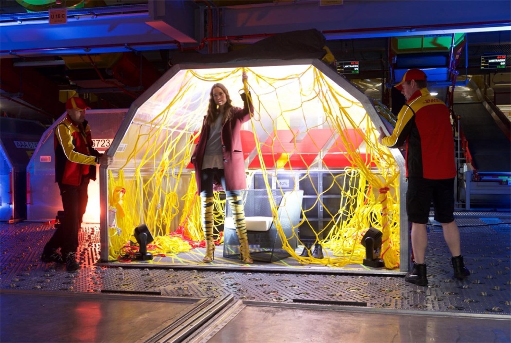 「当时尚遇到物流」的服装发布会活动策划简直是量身定制的 - 第6张