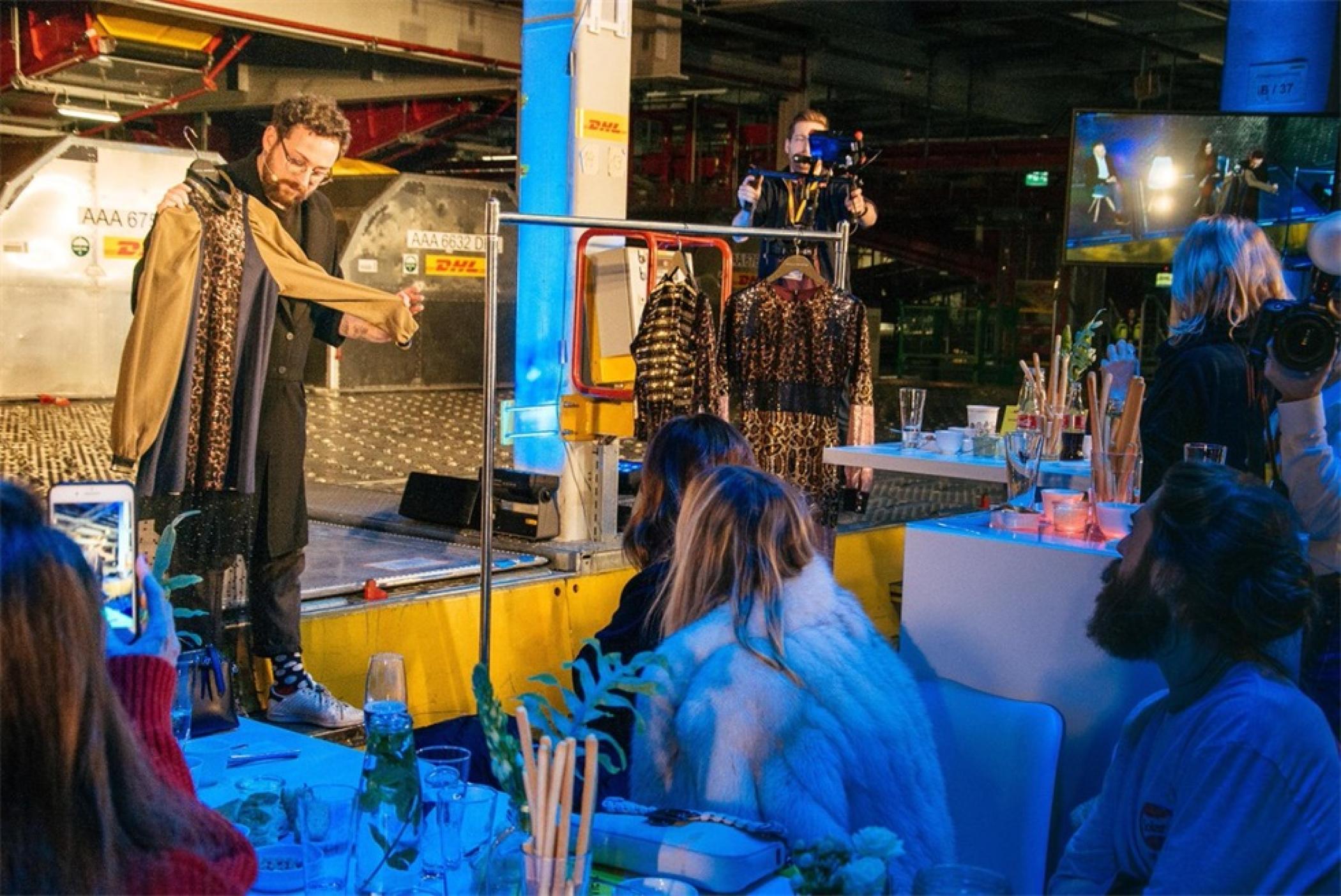 「当时尚遇到物流」的服装发布会活动策划简直是量身定制的 - 第12张