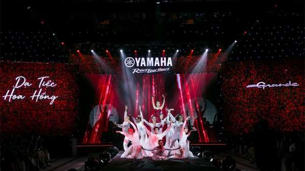 脚踏车发布会活动现场惊现美妆品牌身影，有趣之极