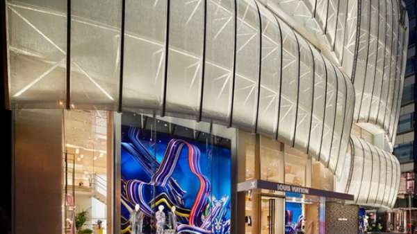 御用设计师再次操刀大牌展览活动的空间策划