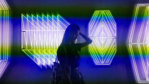 杨牧石华南首个展览活动策划“单面拼接”开启了一场不设限之旅