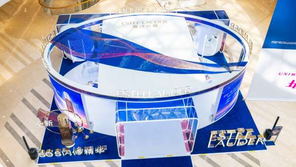 雅诗兰黛「闪修褪红舱」快闪店活动策划太闪了